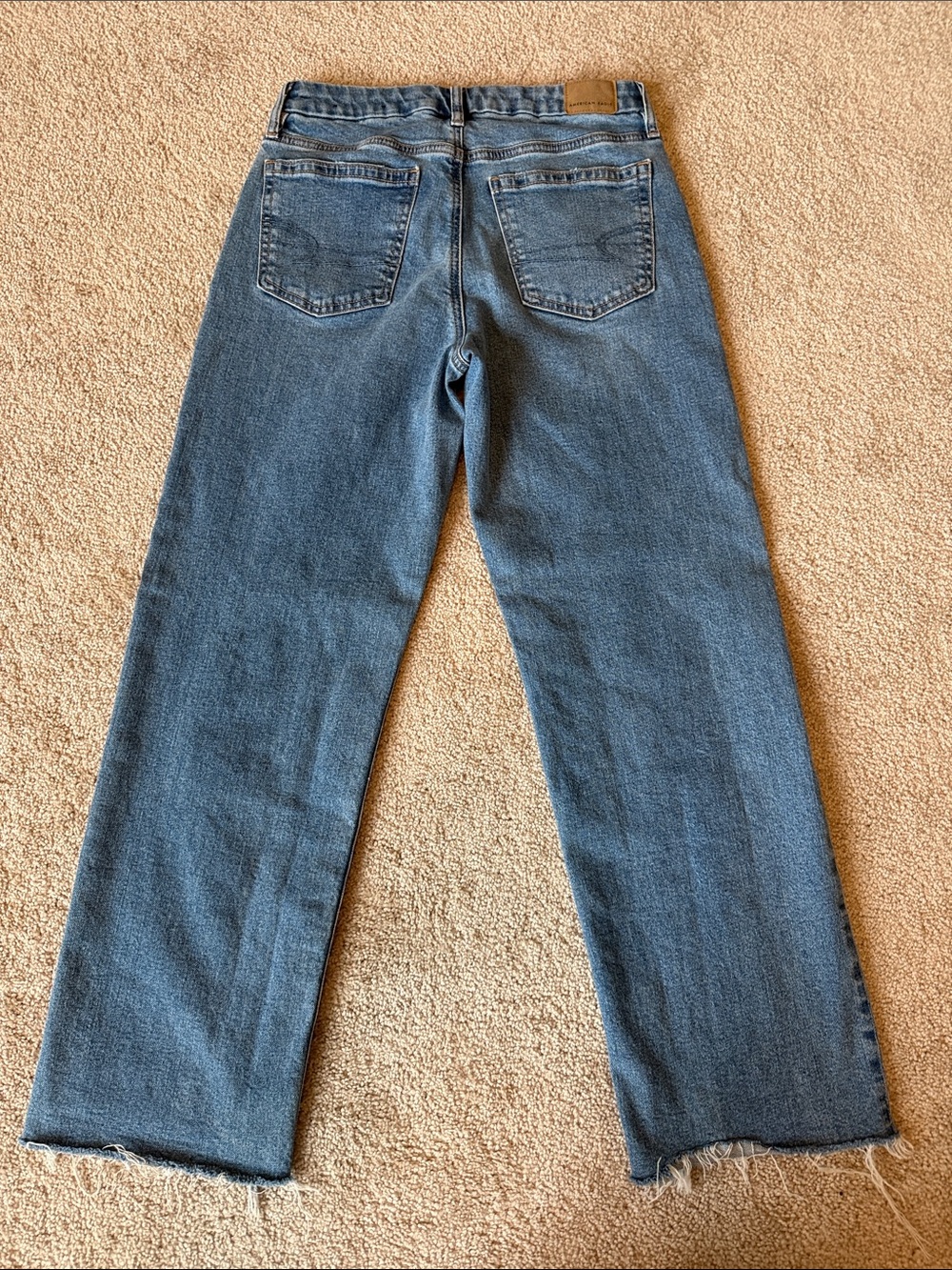 American Eagle Curvy High Rise Stovepipe Medium Wash Cut Off Jeans - Picture 4 of 9